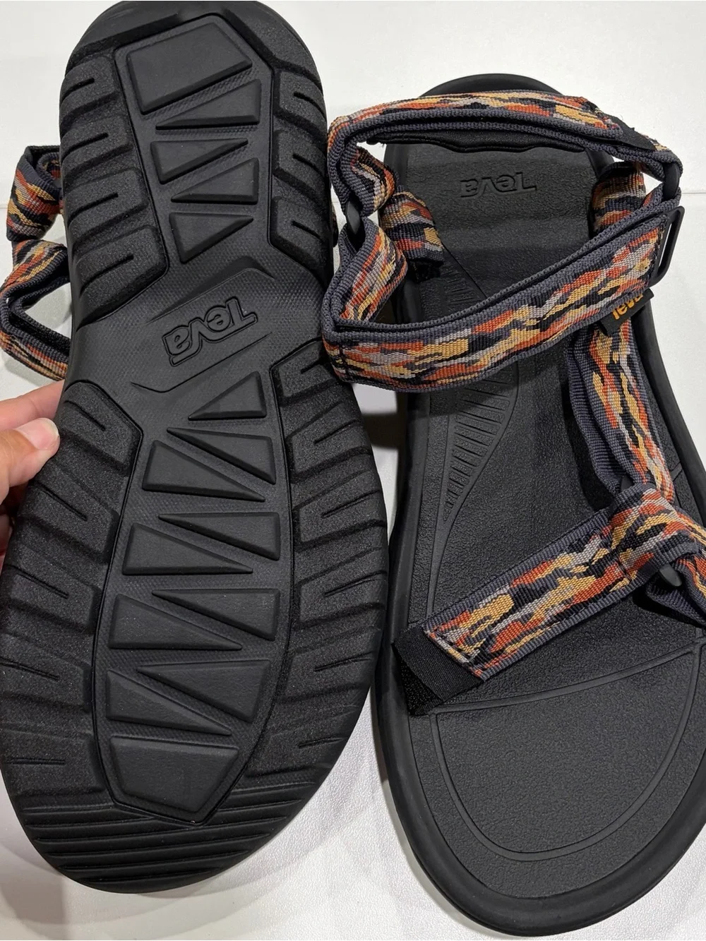 Teva Hurricane Men's Size 12 XLT2 Sport Sandals Brown Pattern NWT Water Shoes